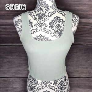 SHEIN Green Ribbed Tank Top - Small